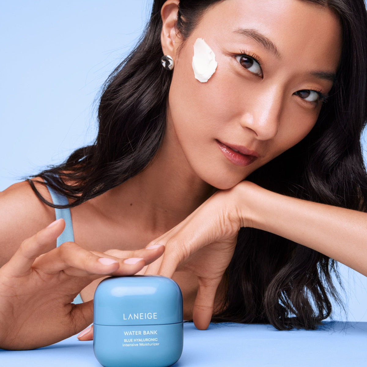 Water Bank Blue Hyaluronic Intensive + Refill Duo Personal Beauty Moments